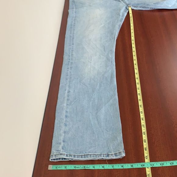 Men’s 513 Levi’s mom jeans - Picture 3 of 8